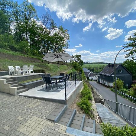 Lenne-Blick Ferienwohnung Finnentrop Ngoại thất bức ảnh